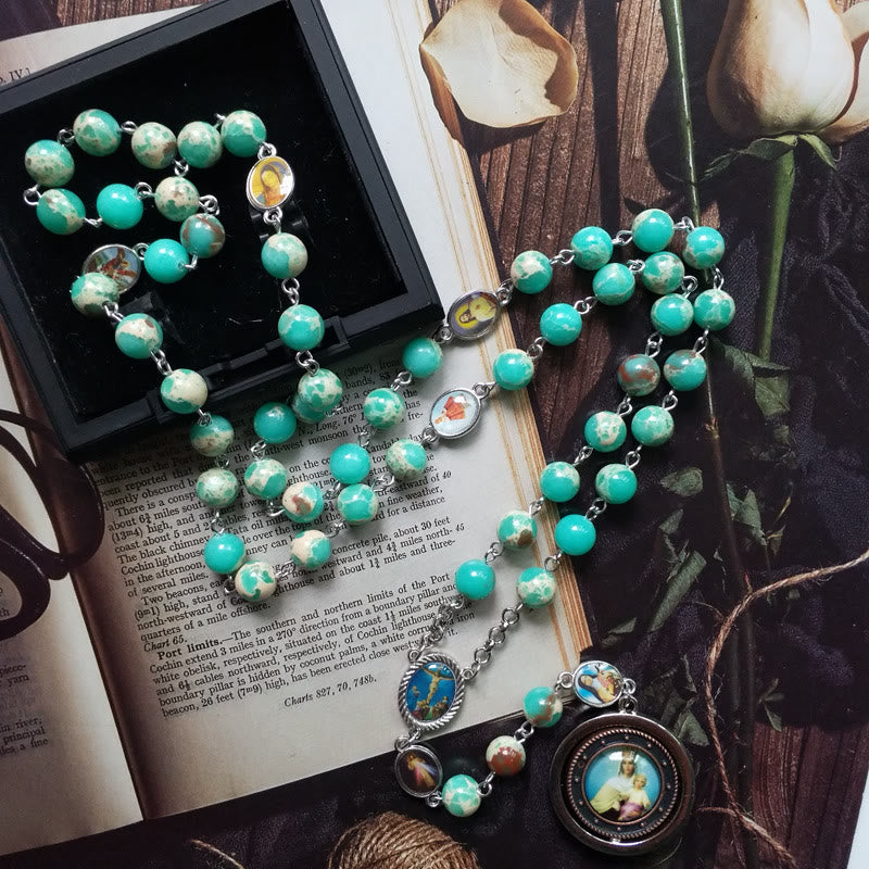 Crucifix & Madonna and Child of 8 mm Round Green Snakeskin Stone Alloy Chain Rosary