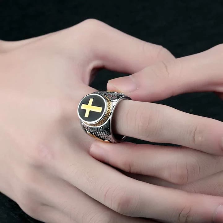 Christianartworkshop Retro Cross "Hand of God" Titanium Religion Ring - image 4