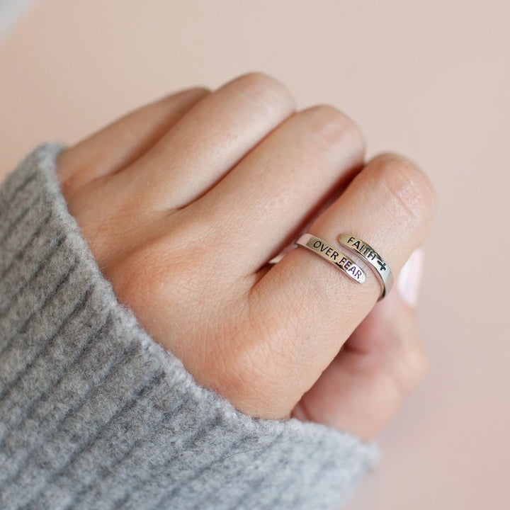 Christianartworkshop Faith-Over Fear: Minimalist Christ Bible Ring - image 4