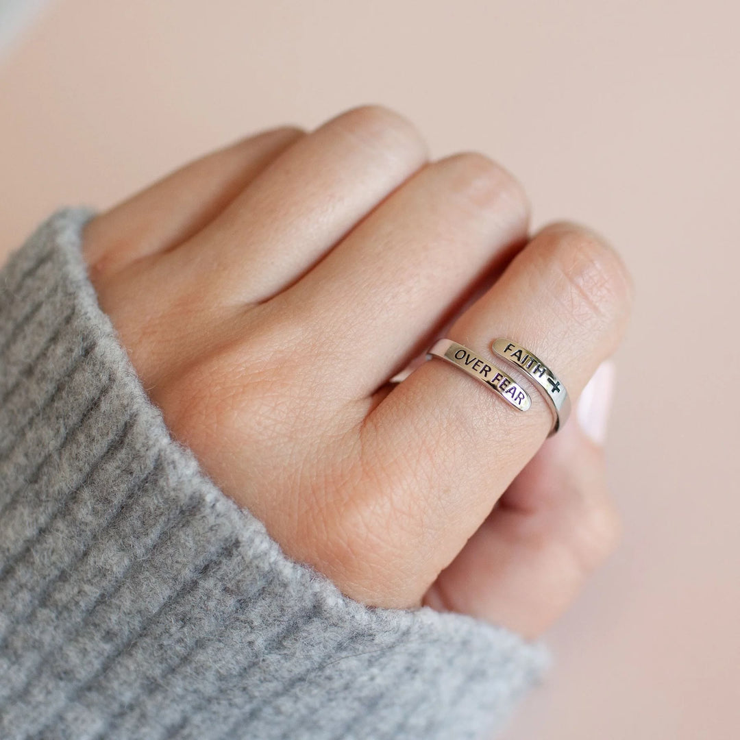 Christianartworkshop Faith-Over Fear: Minimalist Christ Bible Ring - image 4