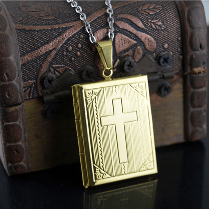 Christian Art Practical Style Openable Bible Shape Pendant Necklace - Golden - image 0