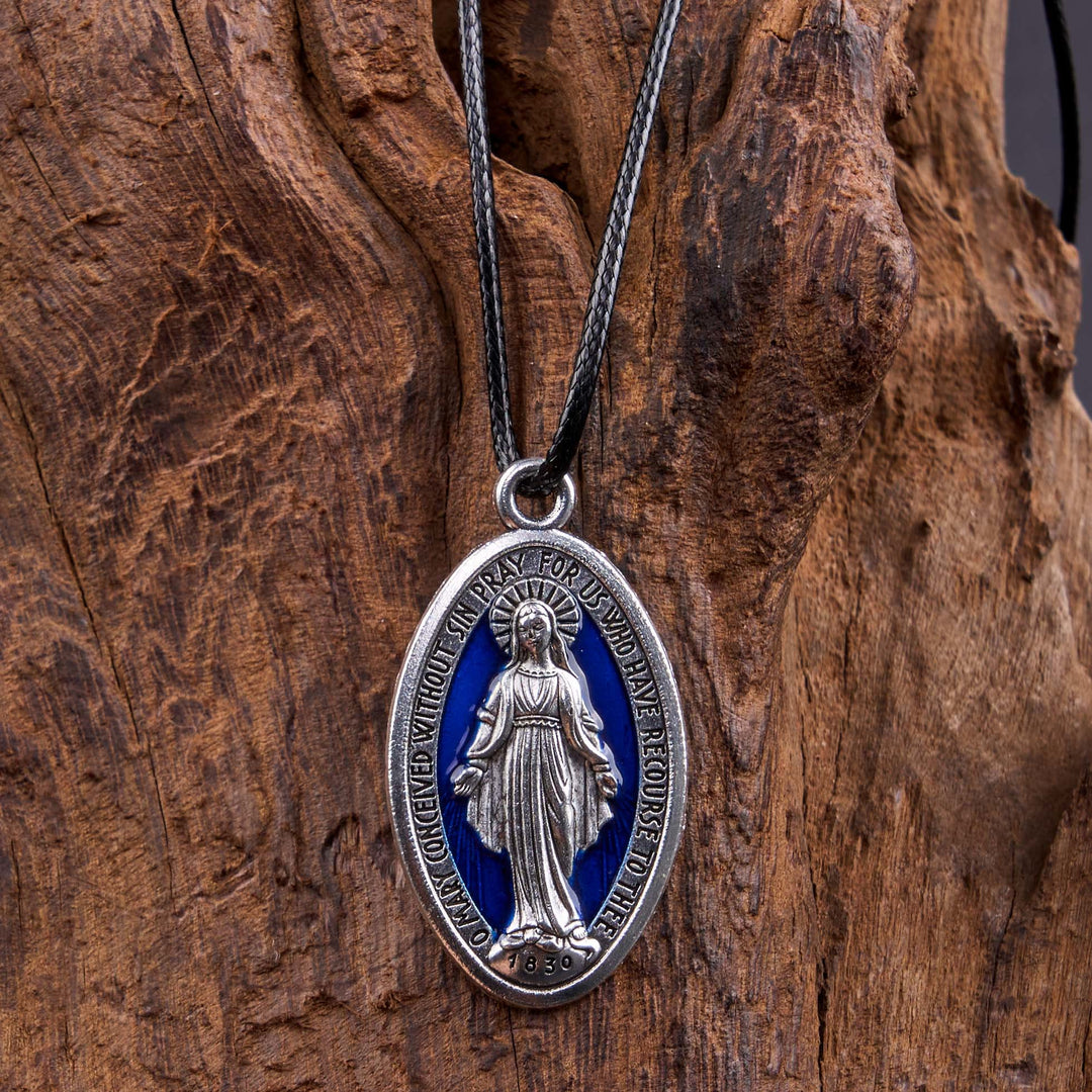 Classic Style Miraculous Medal of Our Lady Pendant Necklace - image 4