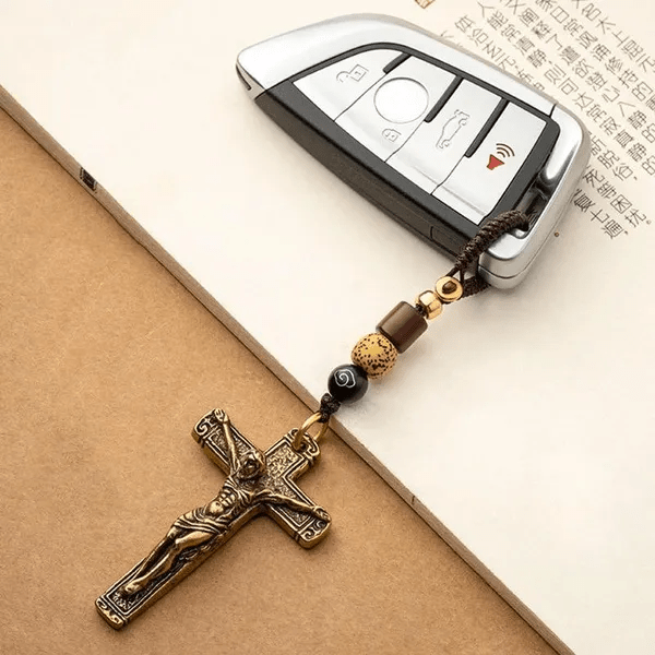 Christianartworkshop Sophisticated Metal Crucifix with Braided Rope Keychain: Exclusive Token of Divine Sacrifice
