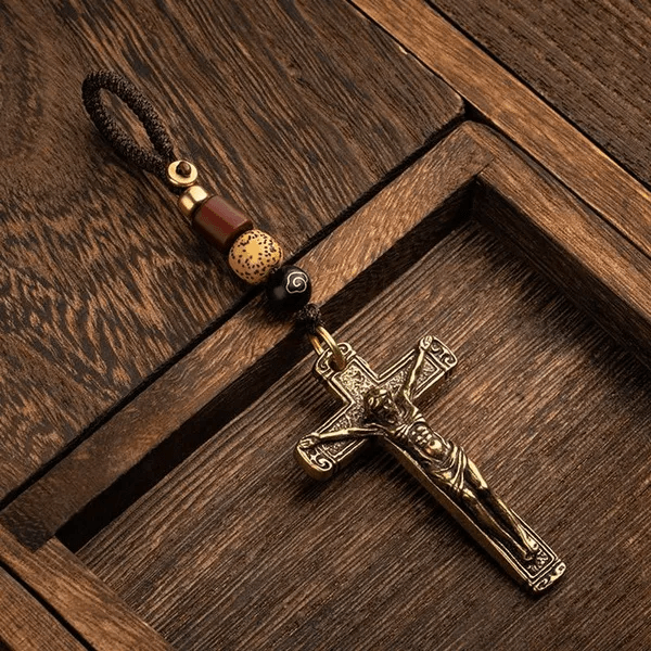 Christianartworkshop Sophisticated Metal Crucifix with Braided Rope Keychain: Exclusive Token of Divine Sacrifice