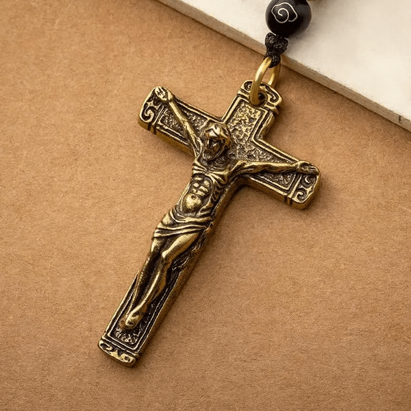 Christianartworkshop Sophisticated Metal Crucifix with Braided Rope Keychain: Exclusive Token of Divine Sacrifice