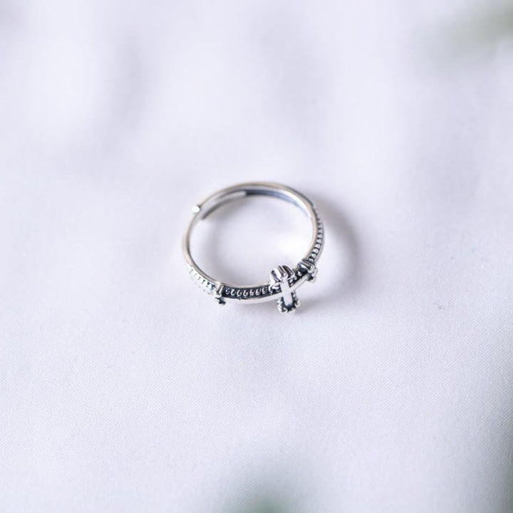 Christianartworkshop Minimalist 925 Silver Cross Ring with Ornate Rope Patterns: Enduring Symbol of Spiritual Bond - image 3