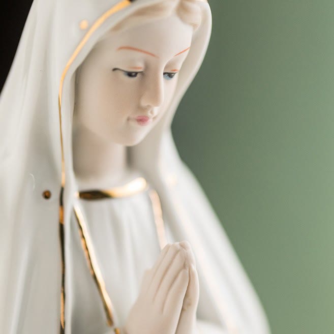 Christianartworkshop Classic Our Lady of Fatima Statue Sacred Home Ornament for Prayer Corners  - image 2