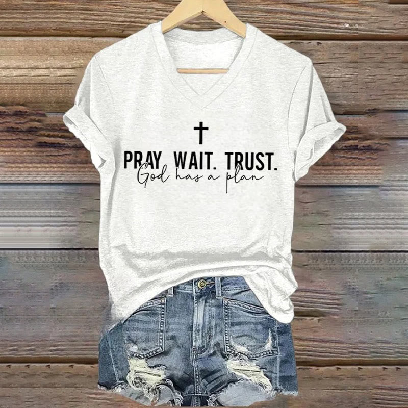 Christianartworkshop Women's Pray Wait Trust God Has a Plan V-Neck T-shirt - White - 4XL - image 5