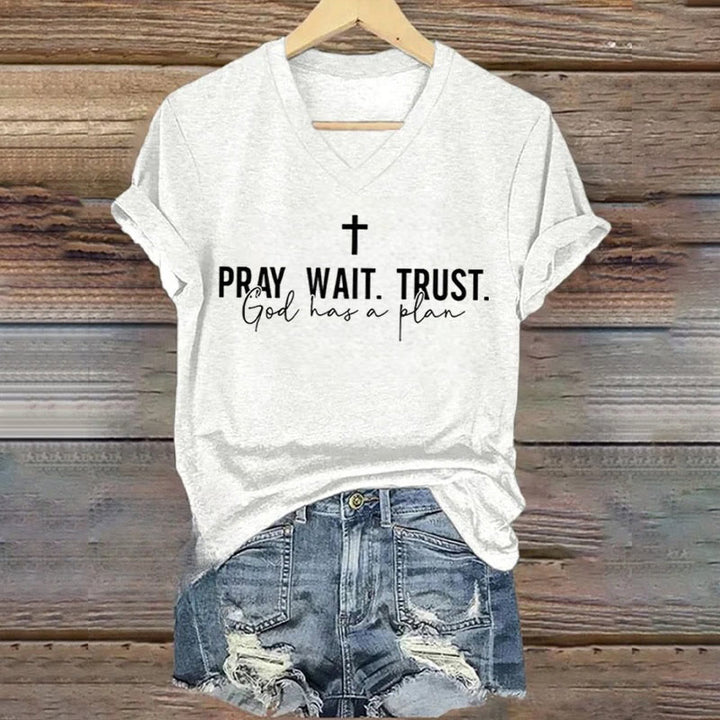 Christianartworkshop Women's Pray Wait Trust God Has a Plan V-Neck T-shirt - White - 4XL - image 5