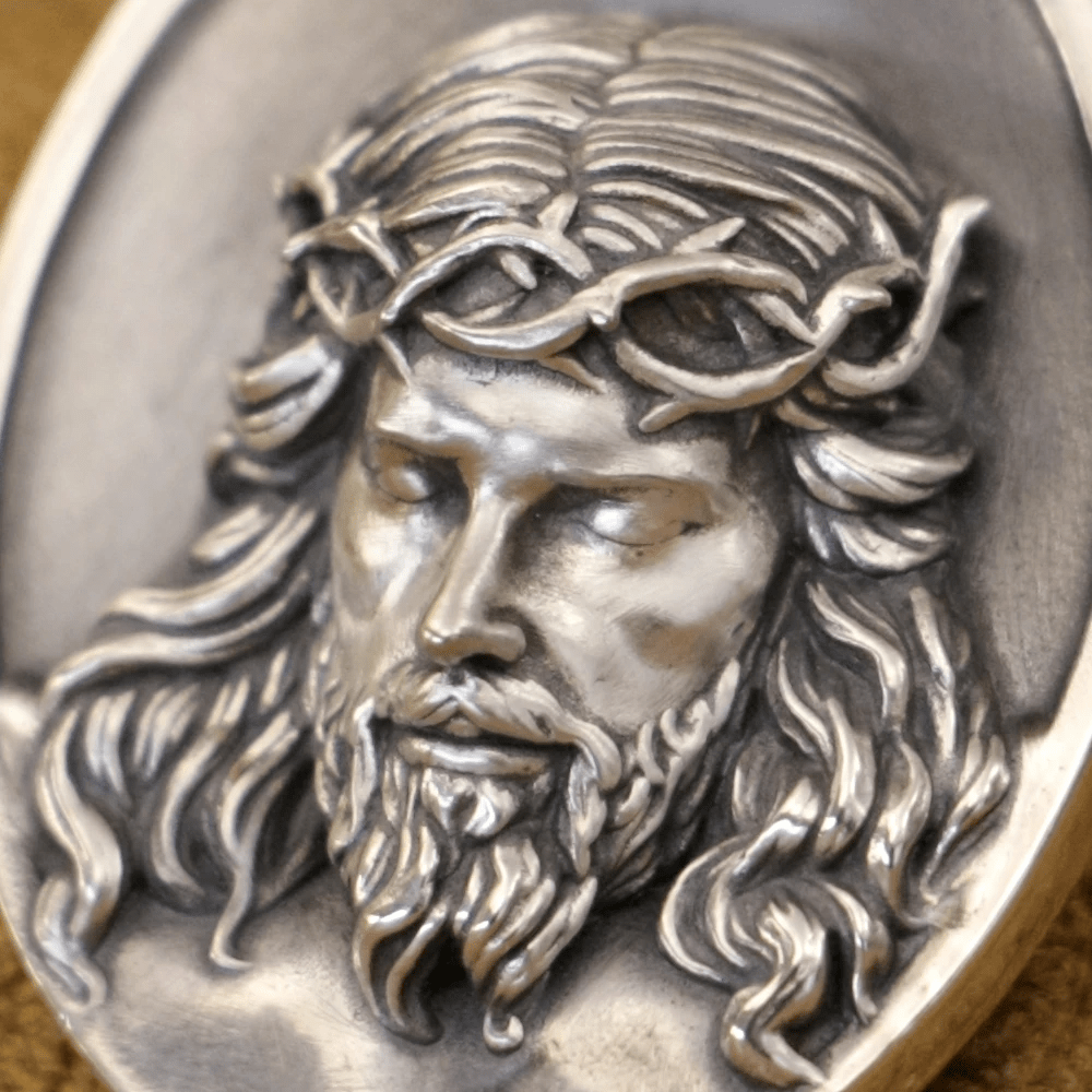 Christianartworkshop 925 Silver Crown of Thorns Jesus Medal Necklace: A Reminder of His Sacrifice - image 2