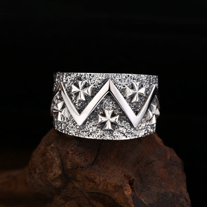 Christianartworkshop Classic 925 Silver Cross - Patterned Ring: A Profound Symbol of Faith - Suitable for US sizes 7.5-9.5 - image 0