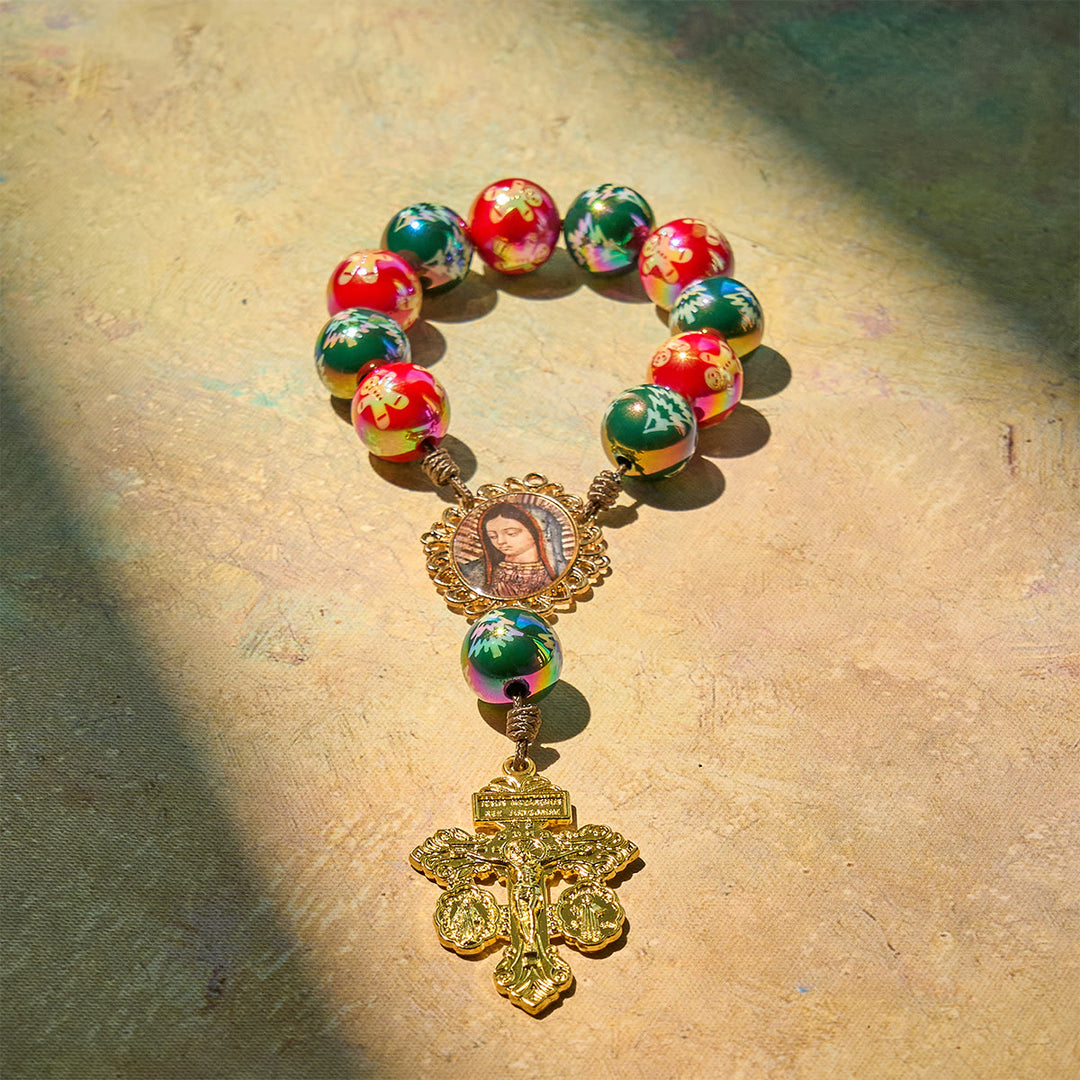 Christianartworkshop Christmas Devotion Red Green Holiday Beads Pocket Rosary: Pray anywhere, anytime - image 8