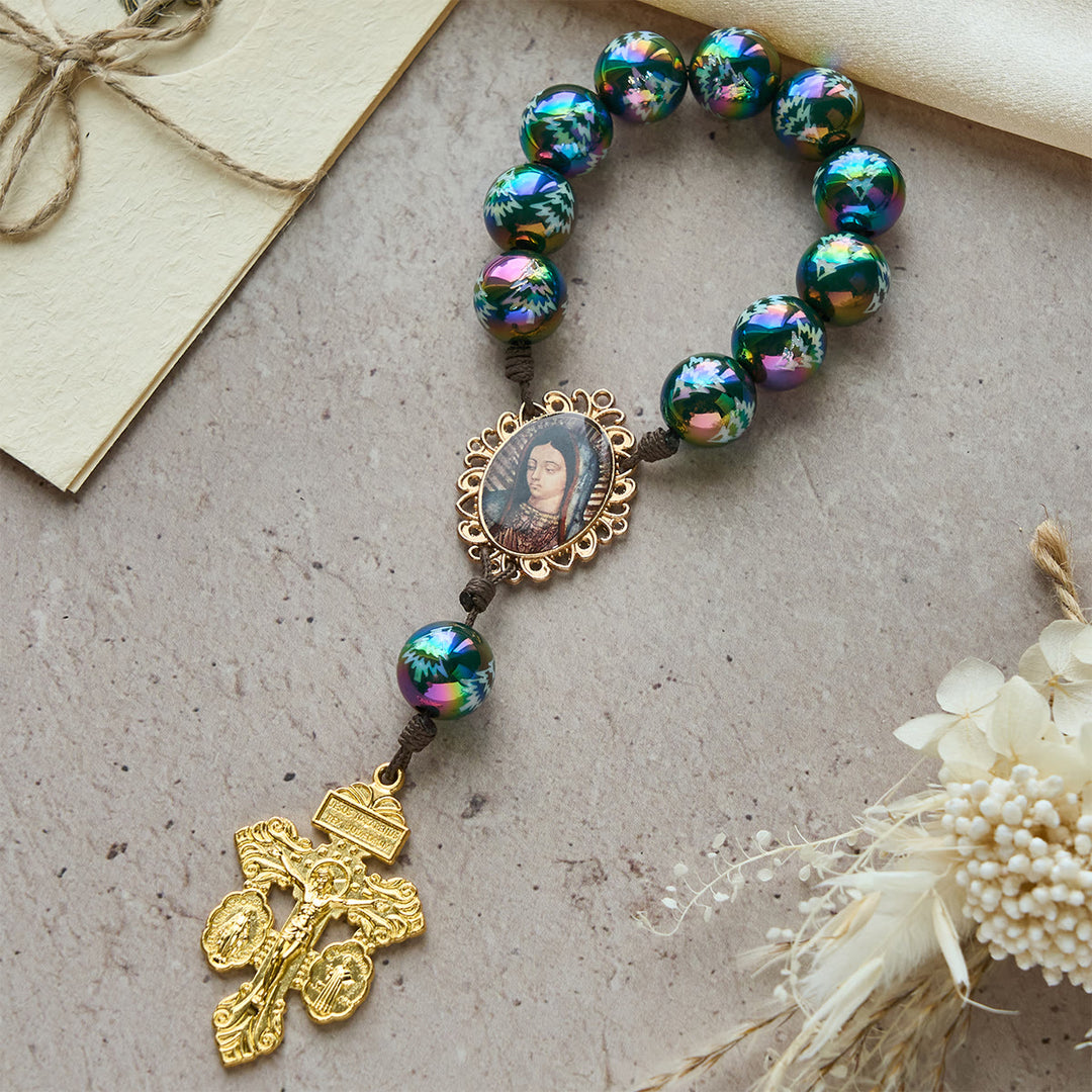 Christianartworkshop Christmas Devotion Red Green Holiday Beads Pocket Rosary: Pray anywhere, anytime - image 10