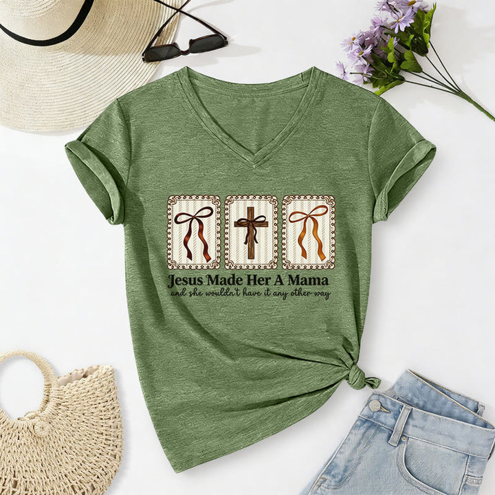 Christianartworkshop Jesus Made Her A Mama Casual V-neck T-shirt - Olive Green - 2XL - image 2