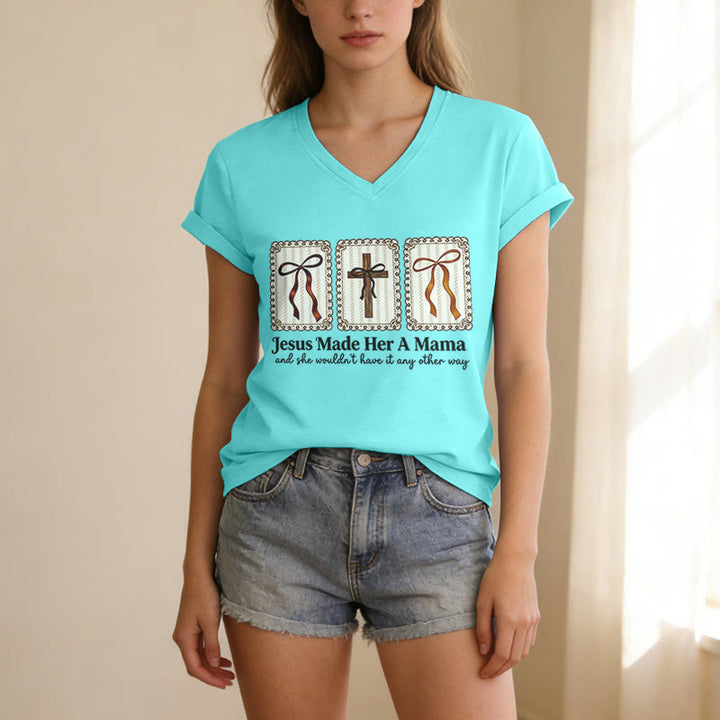 Christianartworkshop Jesus Made Her A Mama Casual V-neck T-shirt - image 9