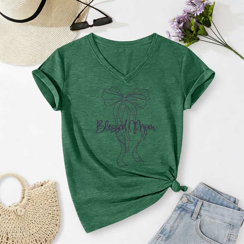 Christianartworkshop Blessed Mom Bow Graphic Casual V-neck T-shirt - Dark Green - 2XL - image 16