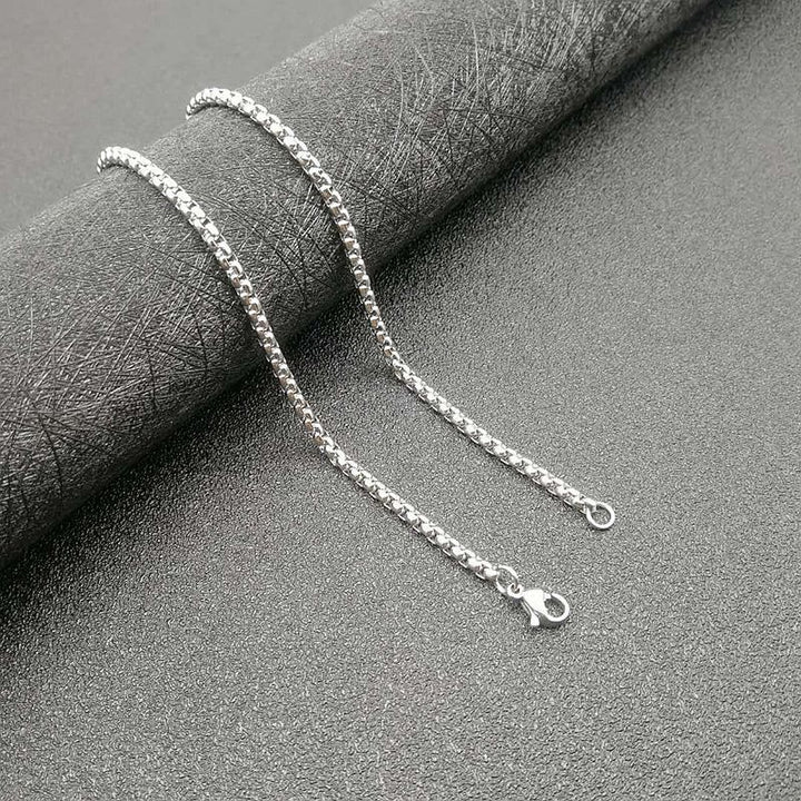 Christianartworkshop Jesus Head Pendant Necklace with Crown of Thorns and Zircon Accents: A Symbol of Sacrifice and Grace - image 5