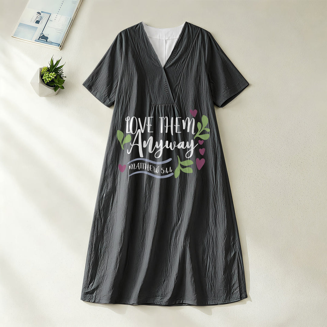 Christianartworkshop "Love Them Anyway" Matthew 5:44 Heart Leaf Print V-Neck Short Sleeve Midi Dress - Black - 4XL - image 0