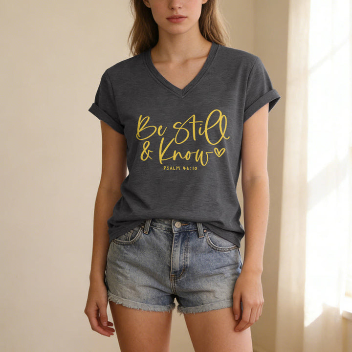 Christianartworkshop Be Still & Know Flowing Cursive Tiny Heart Psalm 46:10 Verse Casual V-neck T-shirt - image 11
