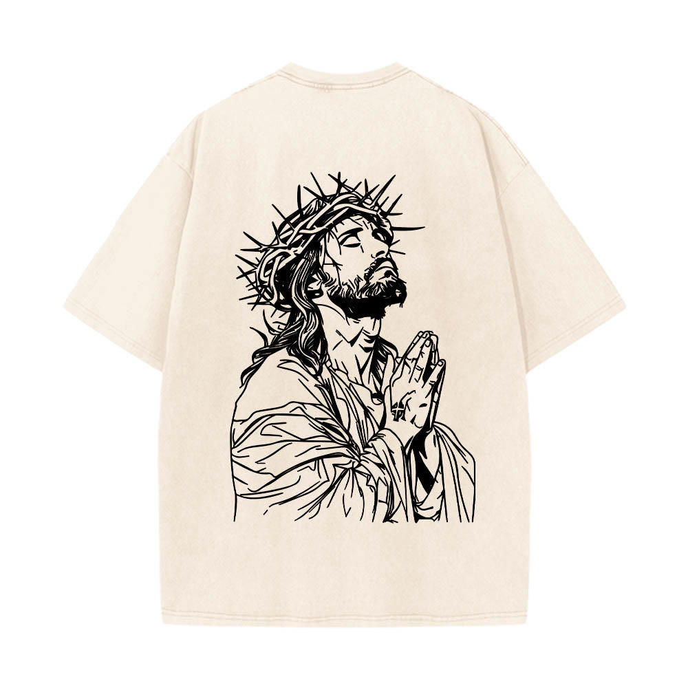 Christianartworkshop Front Cursive Slogan Rosary Cross Chain Back Thorn Crown Praying Jesus Line Washed T‑Shirt - image 5