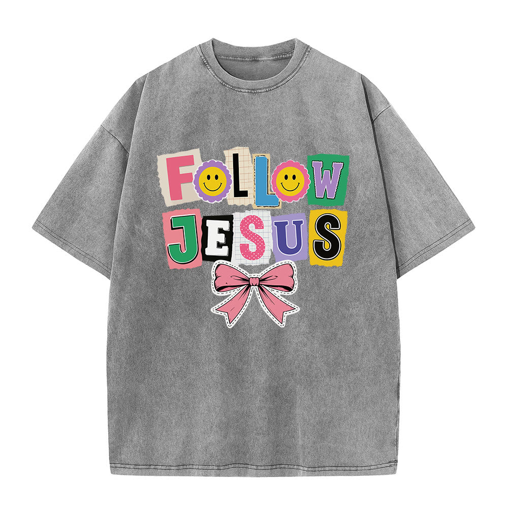 Christianartworkshop Scrapbook Letter Follow Jesus Smiley Embellishment Bow Ornament Washed T‑Shirt - Grey - 5XL - image 4